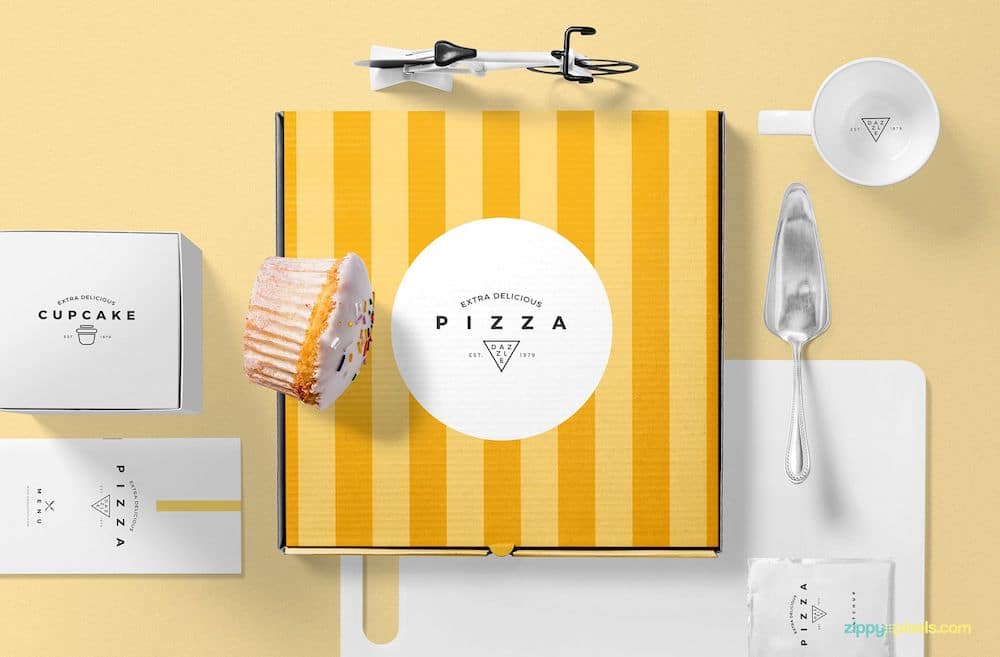 free pizza packaging psd mockup