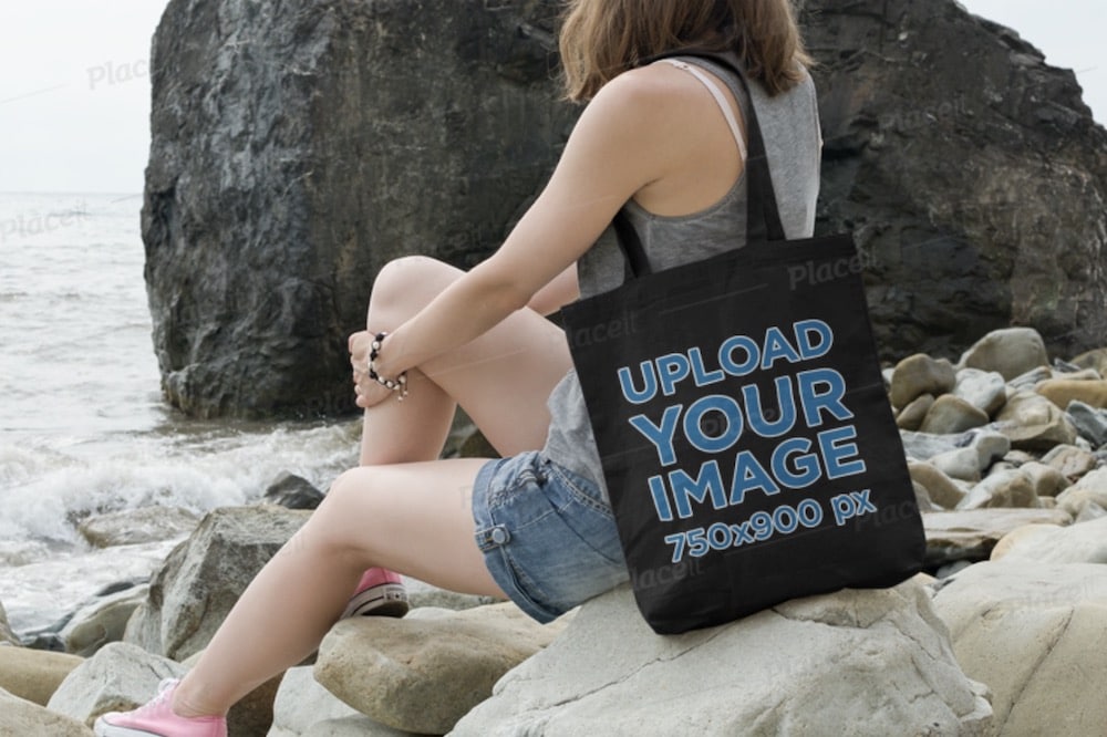 Download 17 Best Black Tote Bag Mockups 2021 - ULTIDA