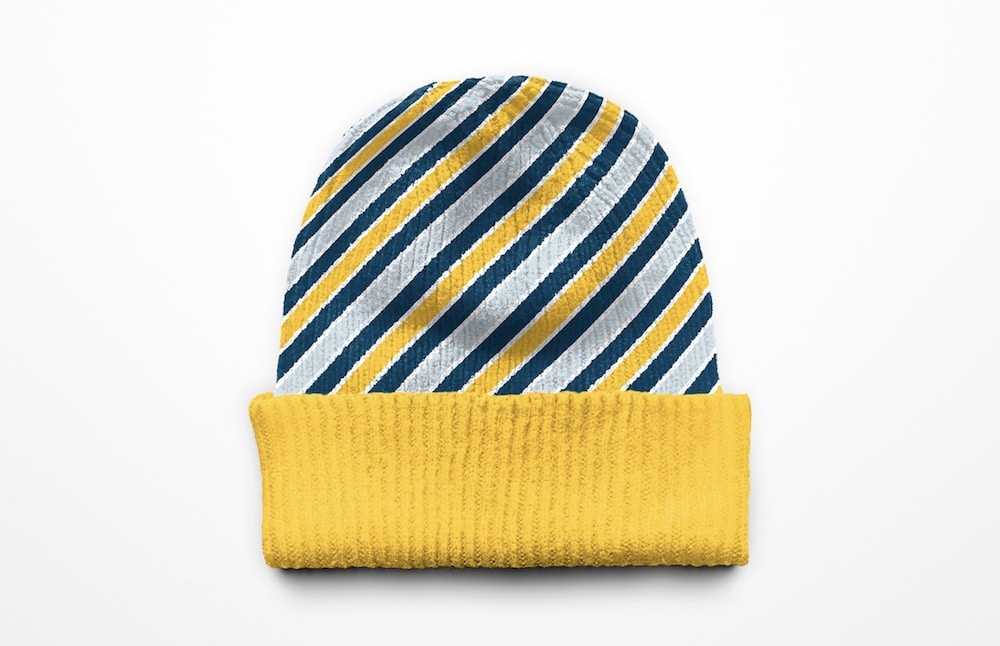 free beanie winter hat mockup